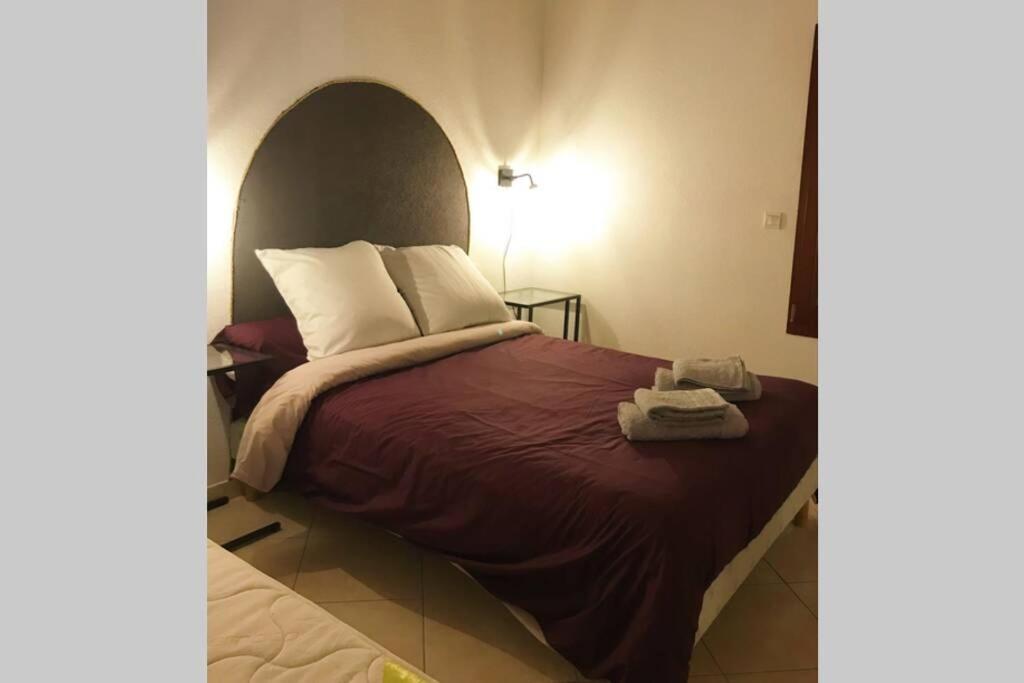 Maison Entiere Au Pied Du Plateau Du Retord 2 Chambres Sdb - Vouvray Ochiaz Exteriér fotografie
