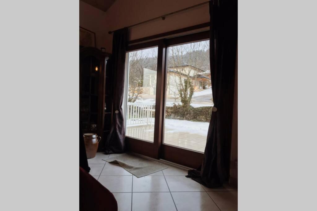 Maison Entiere Au Pied Du Plateau Du Retord 2 Chambres Sdb - Vouvray Ochiaz Exteriér fotografie